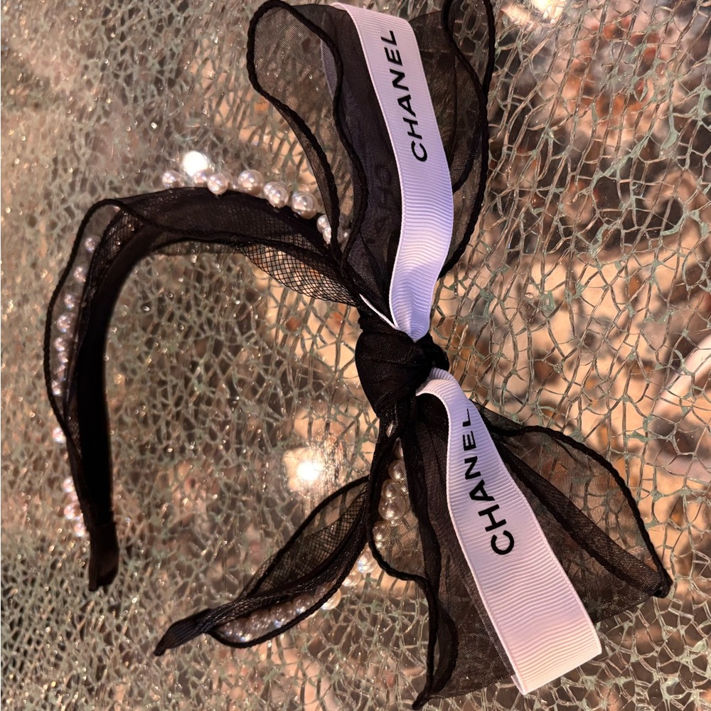 Headband with pearls & satin & mesh ribbon black& white hand made timeless